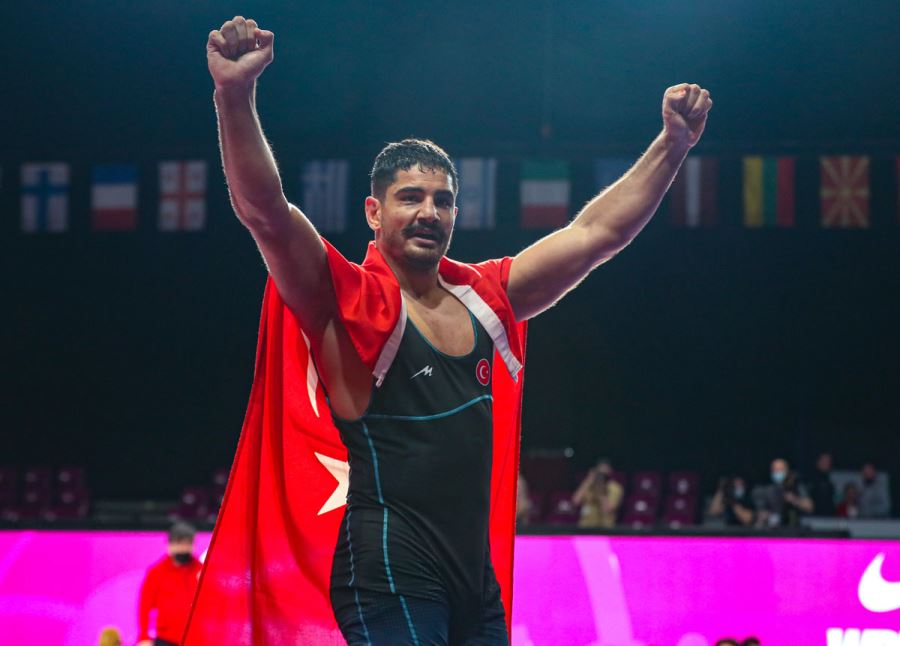 Taha Akgül