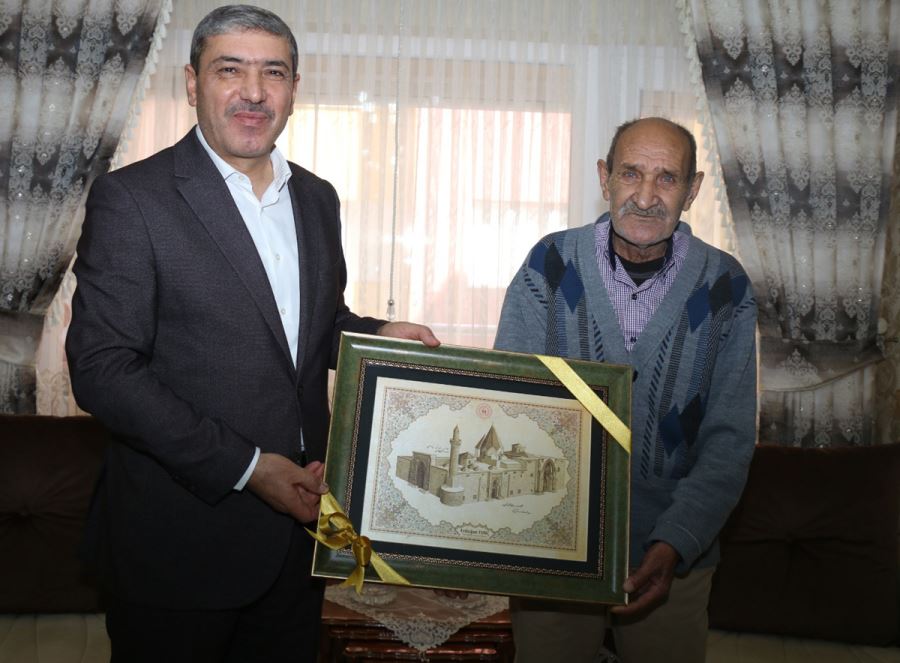 Müdür ve Antrenöre Vefa Ziyareti
