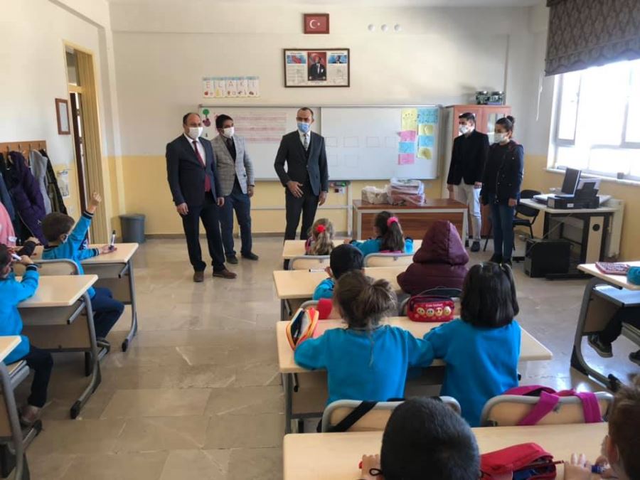 Kaymakam Sözen Öğrencilerle Bir Araya Geldi 
