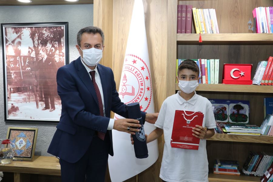 Başarılarınızla Gurur Duyuyoruz