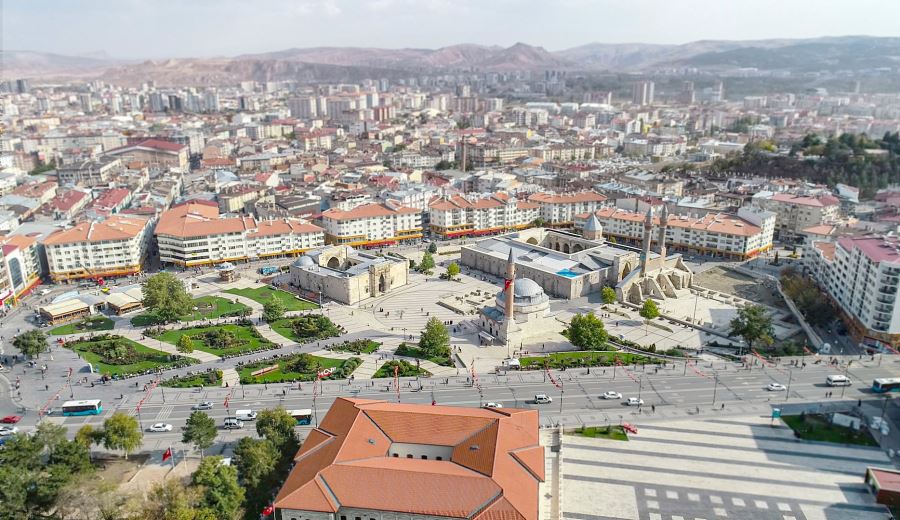 Vakalar Düşüyor, Tedbire Devam 