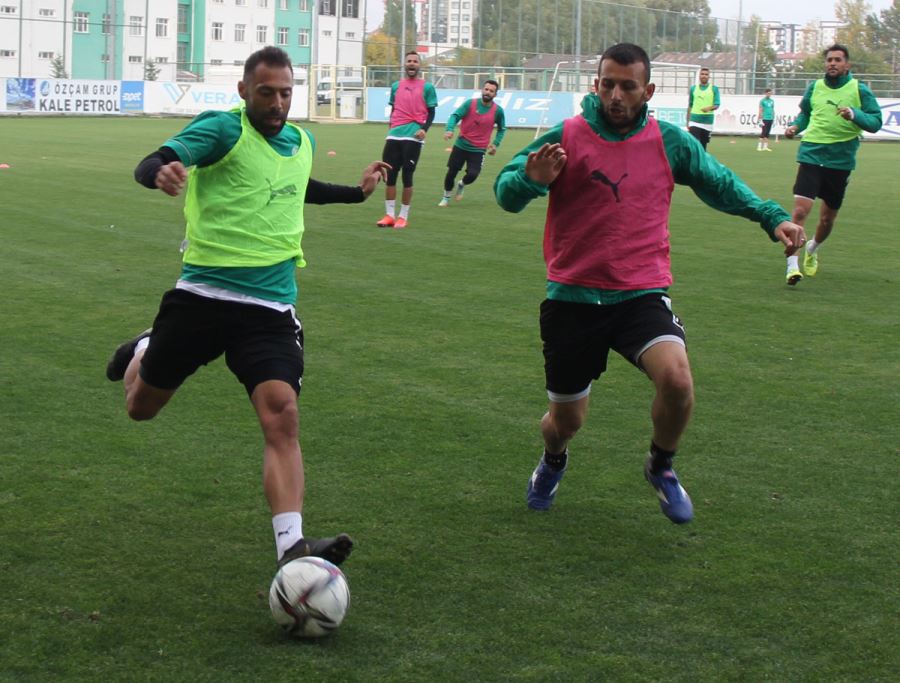 Sivas Belediyespor Dev Maça Hazırlanıyor