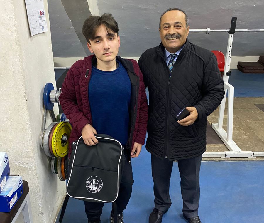 Engelli Sporculara Malzeme Yardımı