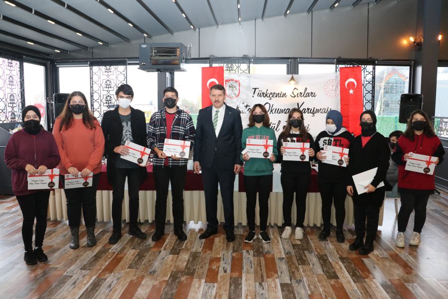 Dilimiz Geçmişimizle  Bağımızı Sağlıyor
