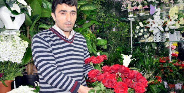Sevgililerin Gönlünde Çiçek Açtıracak