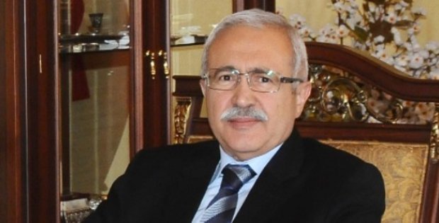 Vali Kemelek, Ameliyat Oldu