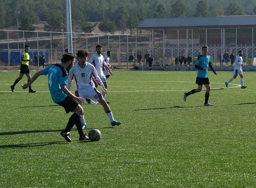 Rektörlük Futbol Turnuvası Başladı