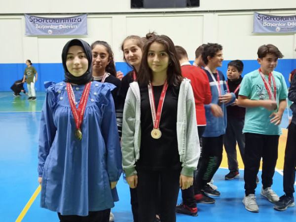 Badminton Rüzgarı Esti