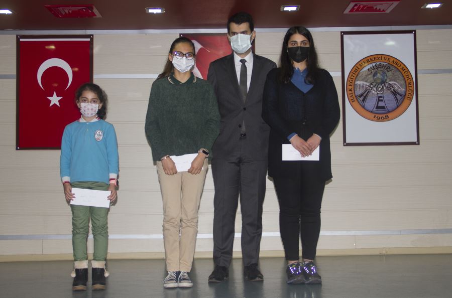 Dereceye Girenler Ödüllendirildi