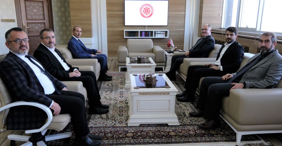 Üniversite Hizmet İçi Eğitim Verecek