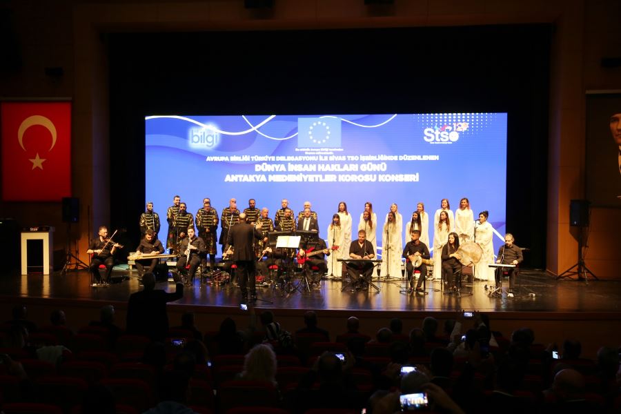 Konser Yoğun İlgi Gördü
