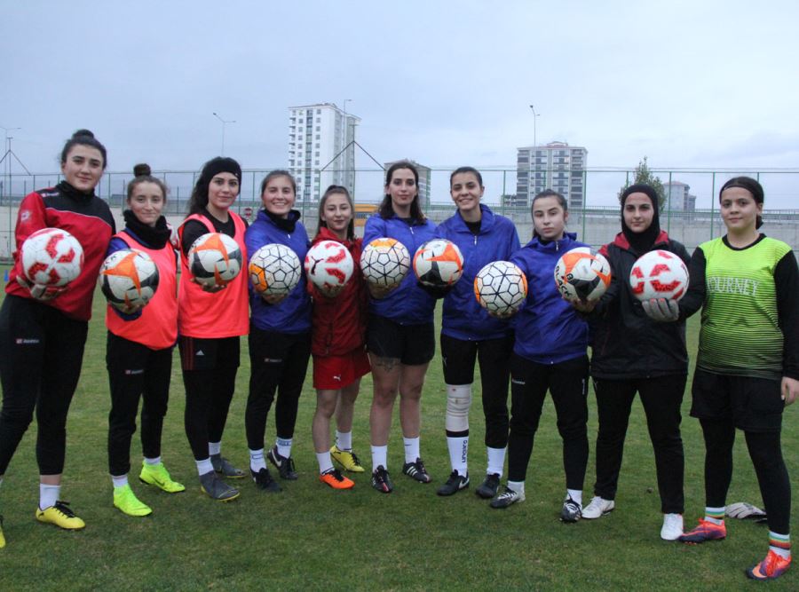 Kadın Futbol Takımı B Grubunda