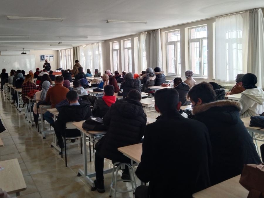 Öğrencilere Erasmus Bilgilendirmesi