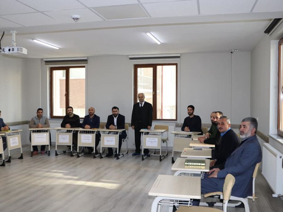Din Görevlilerine Eğitim