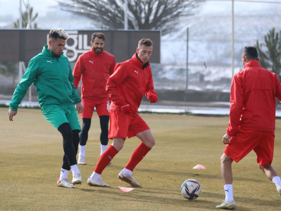 Lidere Sıkı Hazırlanıyor