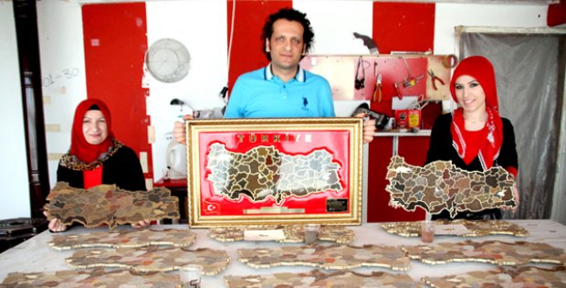 81 İlin Toprağıyla Türkiye Haritası