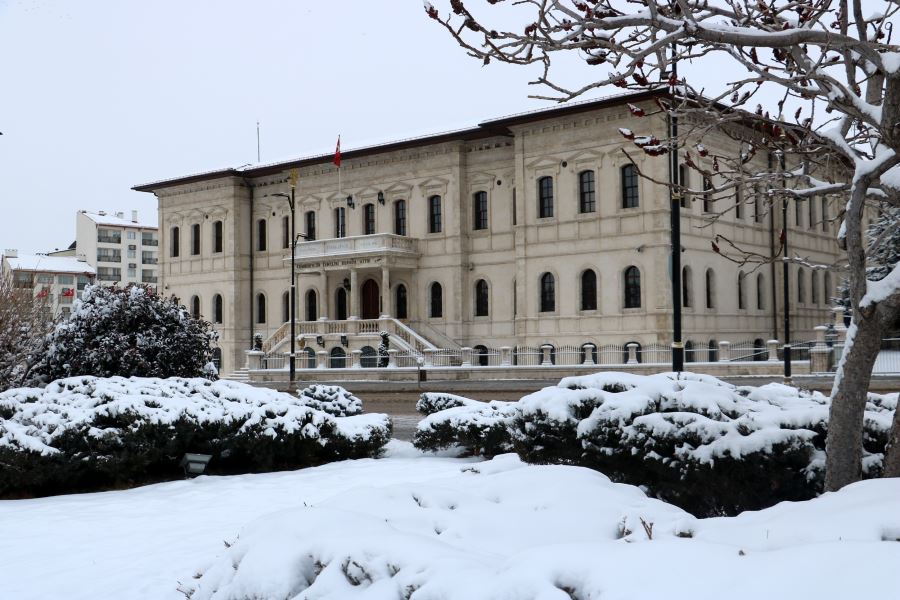  Sivas Kar Altında Kaldı