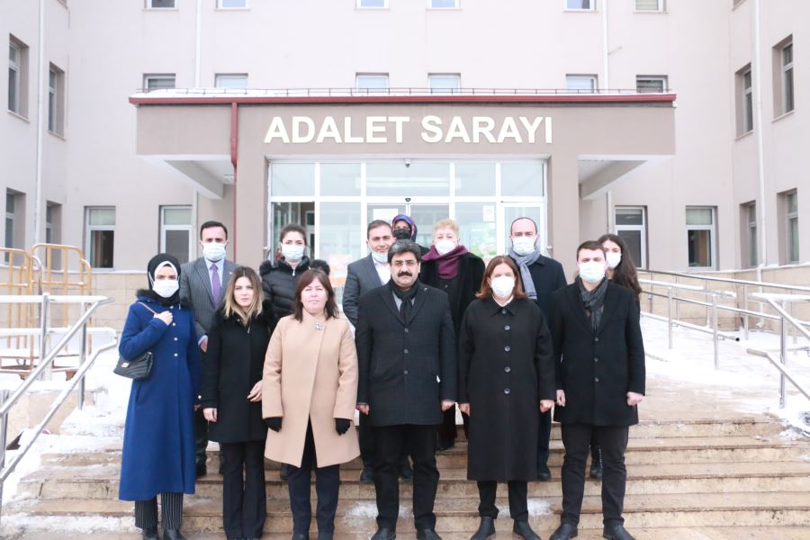 Siz Saldırdıkça, Biz Sarılıyoruz