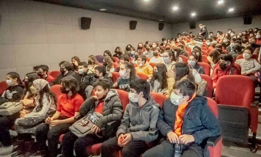 Öğrencilerden Üniversiteye Ziyaret