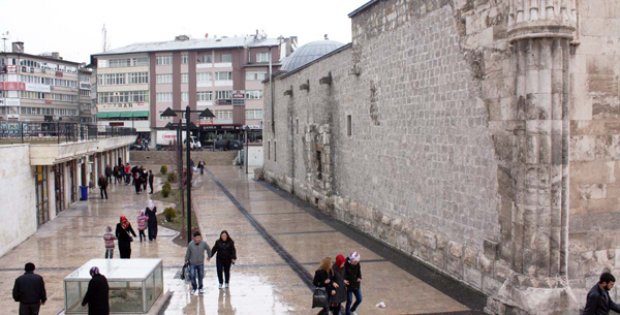 Buruciye Sil Baştan