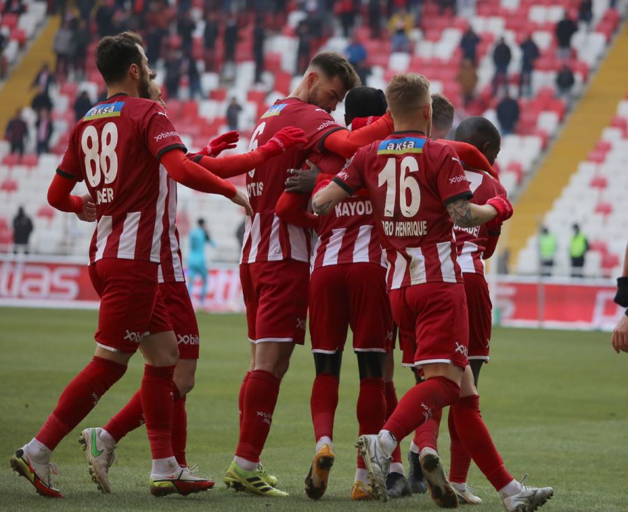 Yiğidolar Ligde 8. Galibiyetini Aldı