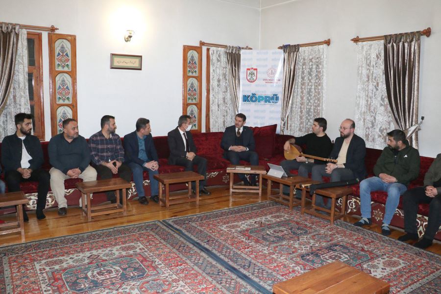 Ayhan, Öğretmenlerle Buluştu