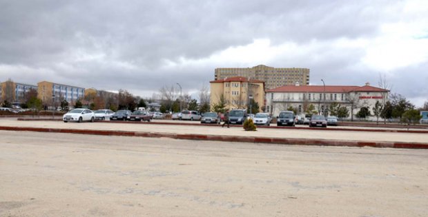 Yeni Otopark Hizmete Girdi