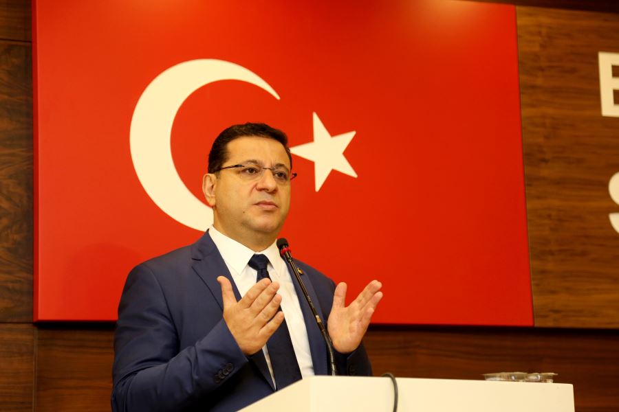 Rahmetle Anıyorum
