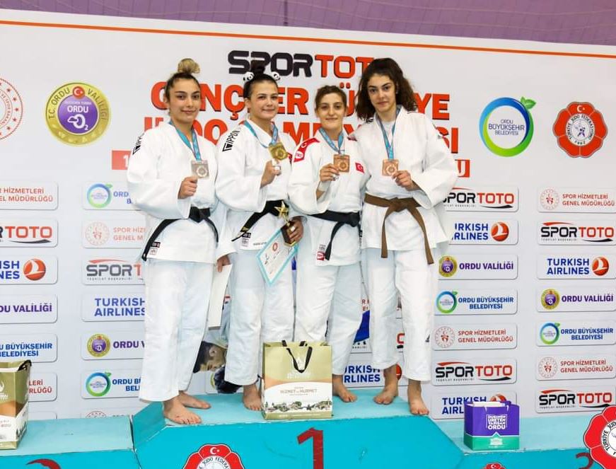 Aleyna Tutuş, Türkiye Üçüncüsü