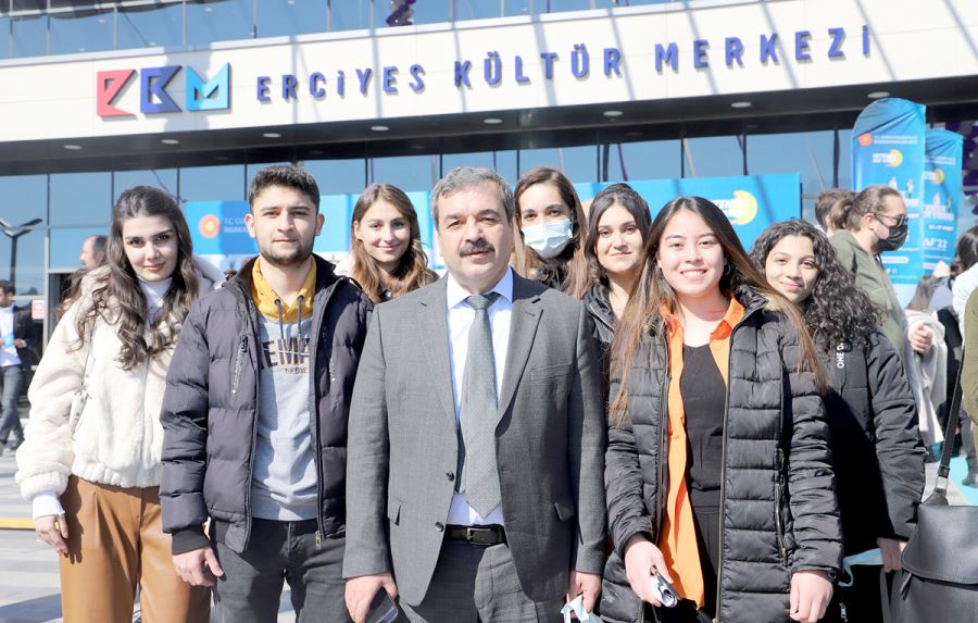 SBTÜ Fuarda Tanıtıldı
