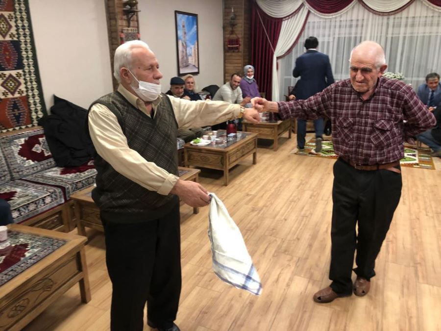 Unutulmaz Bir Gün Yaşadılar