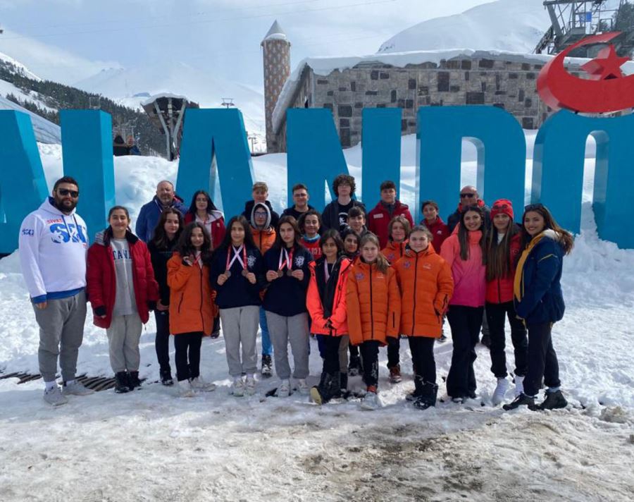 Sivaslı Sporcular 11 Madalya Kazandı