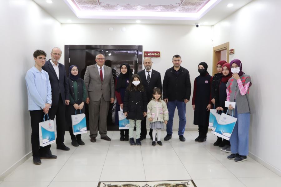 Dereceye Giren Öğrencilere Ödül