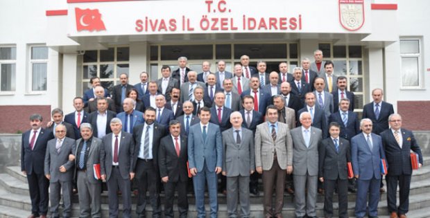 Son Kez Toplandılar