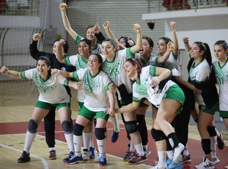 “Bizim Kızlar” Play-Off Yolunda