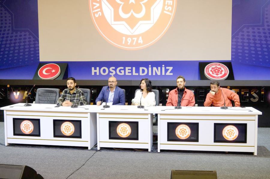 Deneyimlerini Aktardılar  