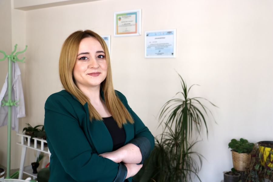 İftarla Sahur Arası 12 Bardak Su Tüketmeliyiz
