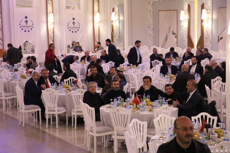 TÜMSİAD Dijitalleşen Dünyada Yerini Alacak