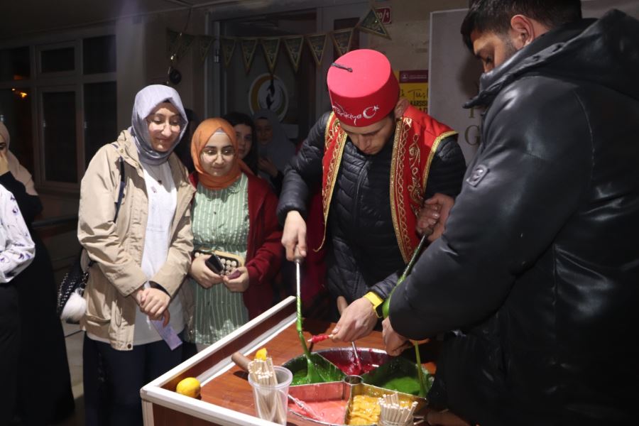 Osmanlı macunu İkram Edildi