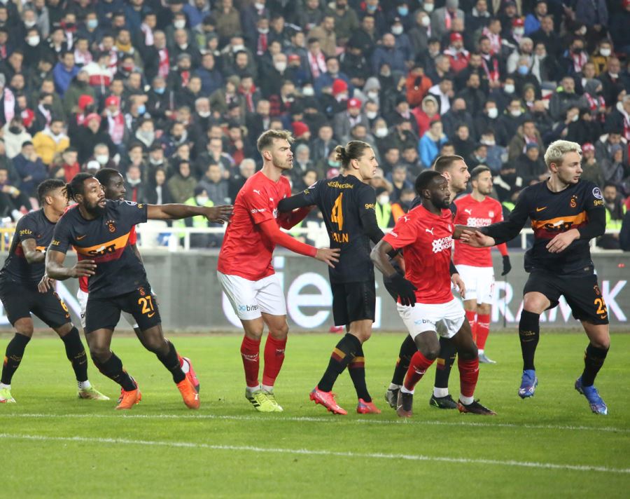 Yiğidolar Aslan Avında