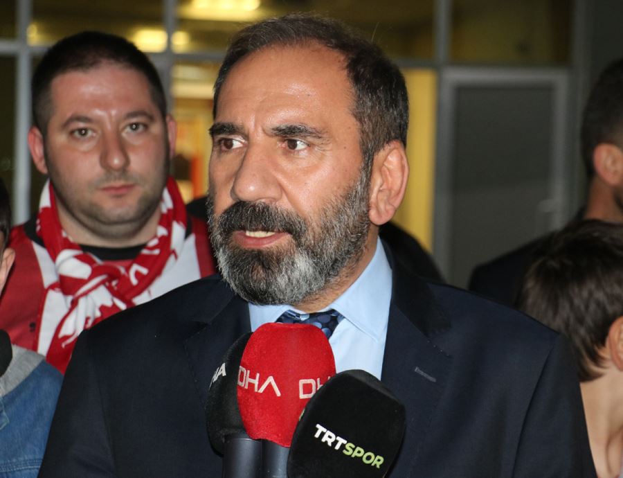 Otyakmaz, Finale Davet Etti