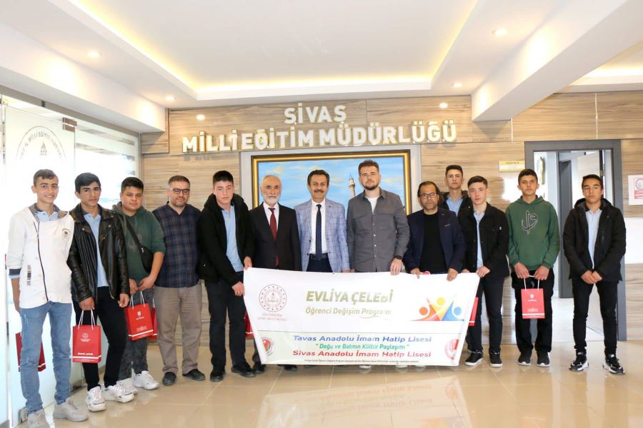 Öğrencilerden Aslan