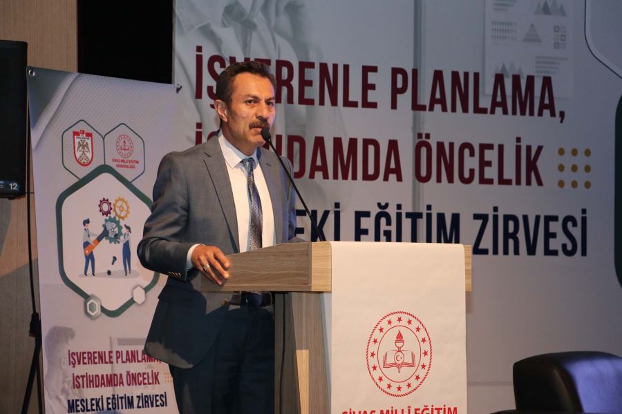 Nitelikli İş Gücü İçin Çalışıyoruz