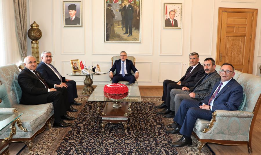 El Ele Vererek Çalışacağız