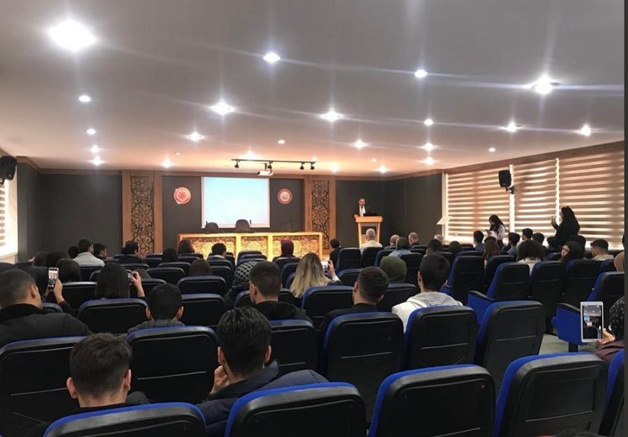 Öğrencilere Optisyenlik Anlatıldı