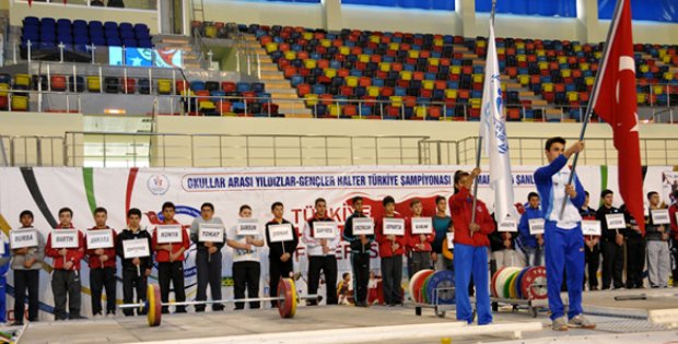 Okullu Yıldızlar Şanlıurfa´ da Yarıştı