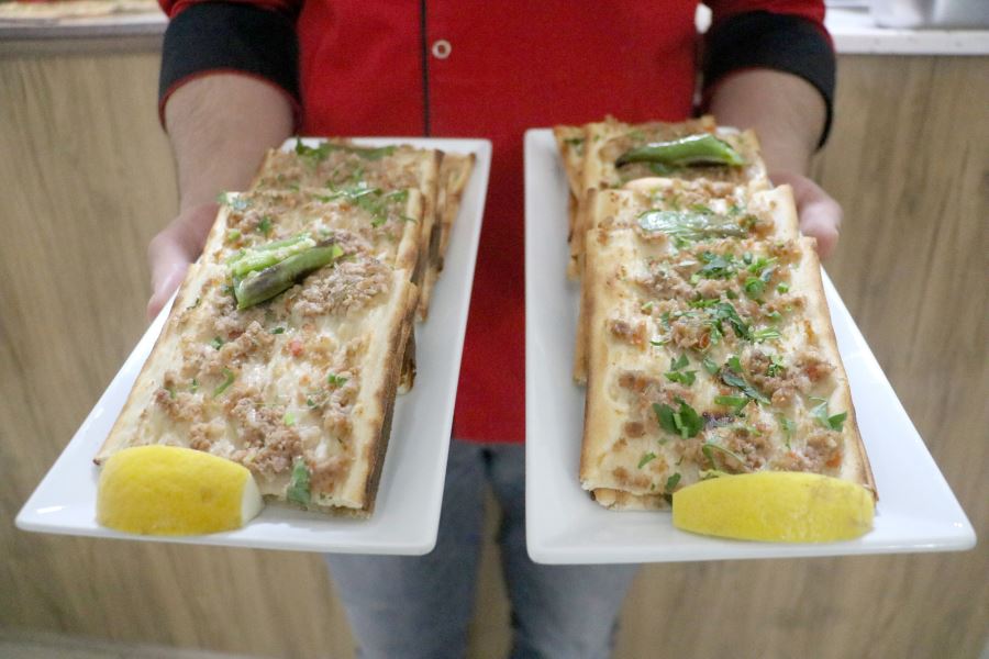 Etli Ekmek 50 Lira!