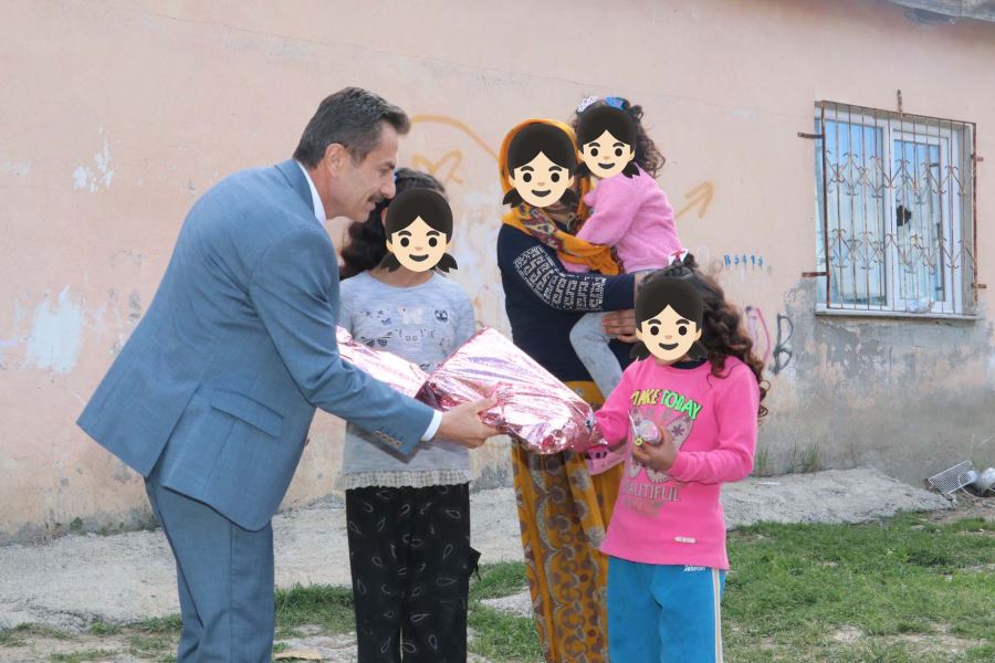 Meslek Liseliler  Gönüllere Dokunuyor