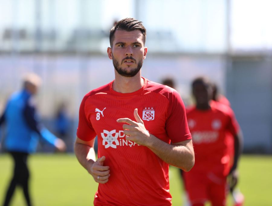 Robin Dönüyor