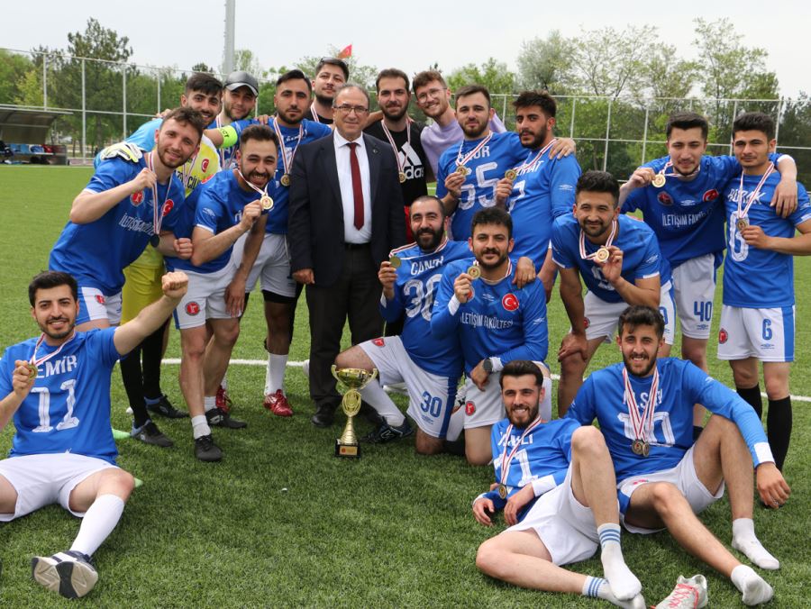Kupayı Kazandılar